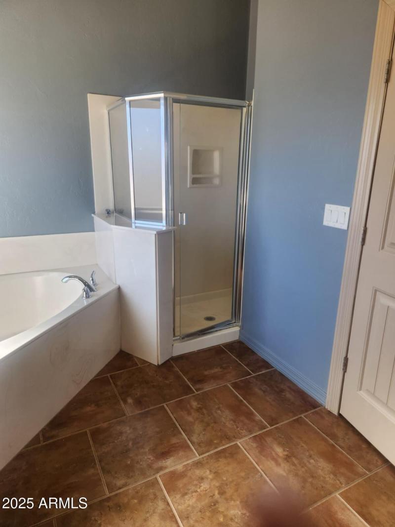 WhatsApp Image 2025-10-29 at 10.12.50 AM