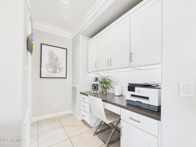 CAM03379G0-PR0159-STILL020