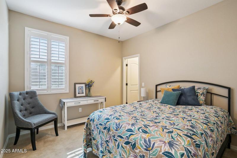 35-web-or-mls-20667-n-danielle-ave