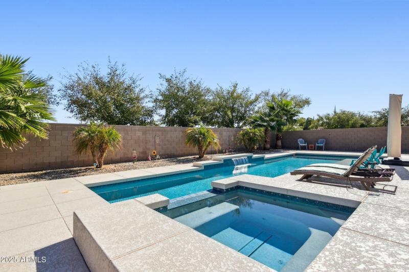 45-web-or-mls-20667-n-danielle-ave