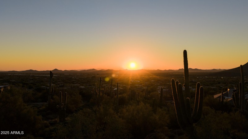 DJI_20251027173159_0131_D