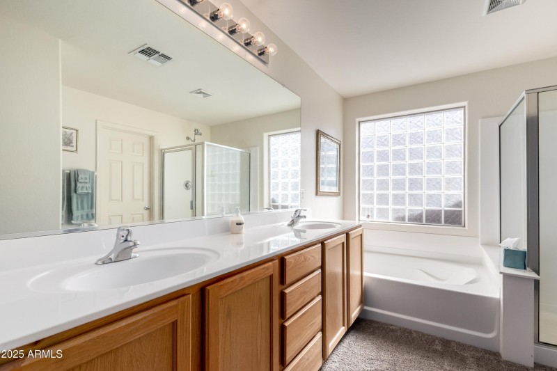 d3464847a06e2350bb61796f83d74d5b