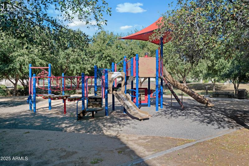 3-LakesAnnecy-ocupix-Comm