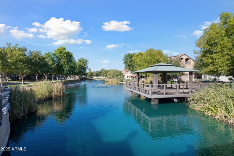 5-LakesAnnecy-ocupix-Comm