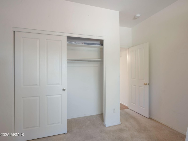 15-web-or-mls-Qp-1013098