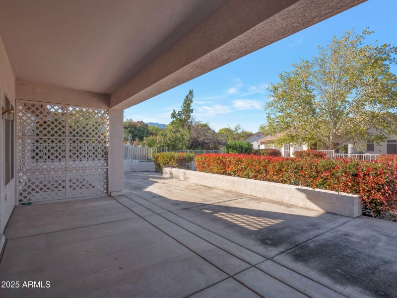 17-web-or-mls-Qp-1013100