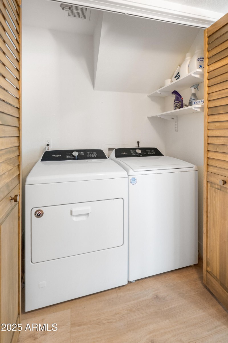 9056 E Captain Dreyfus Ave-21