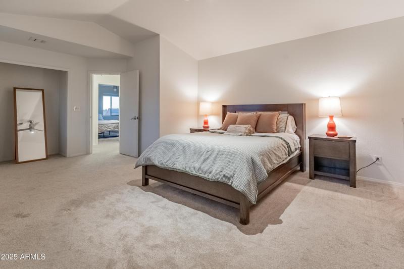 9056 E Captain Dreyfus Ave-61