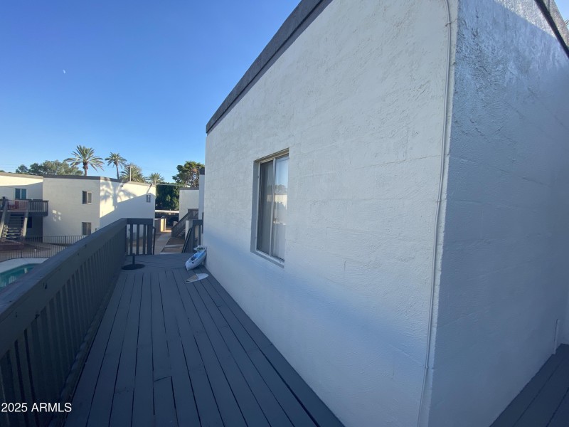 20250930_235815113_iOS