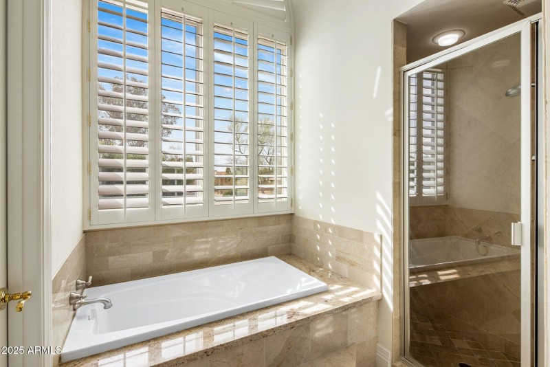 21-web-or-mls-D46A5404 copy