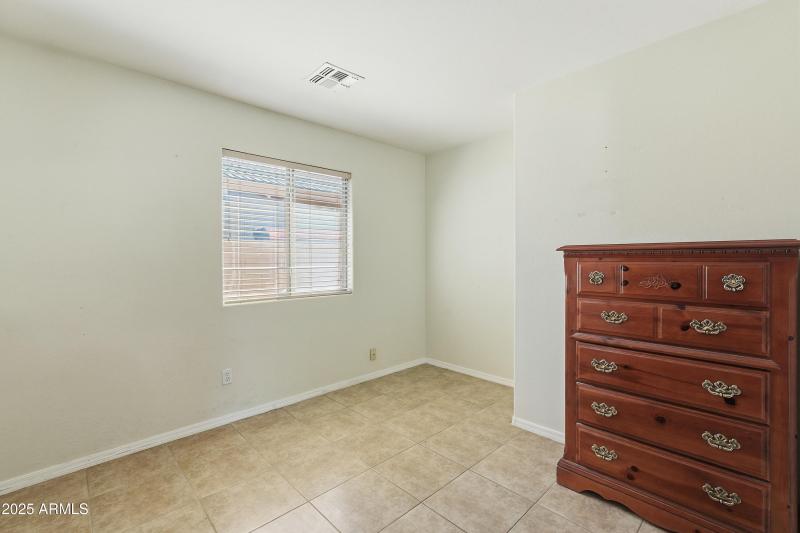 Owners suite sitting area