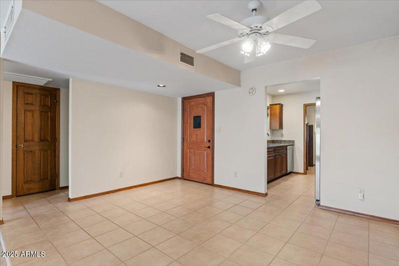 2978 S. Country Club Way