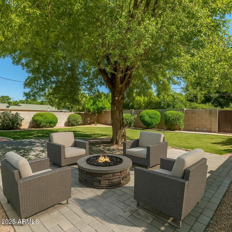 Relaxing Backyard Retreat with Fire Pit