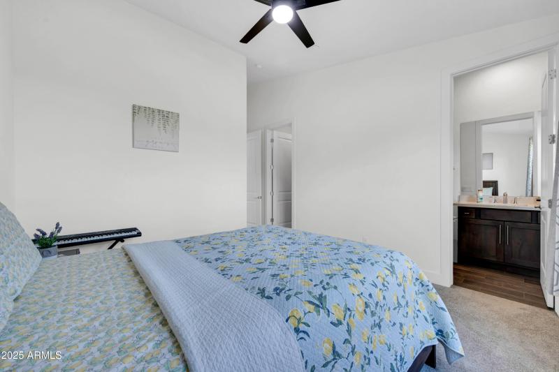 14315 E Harmony Ln-47