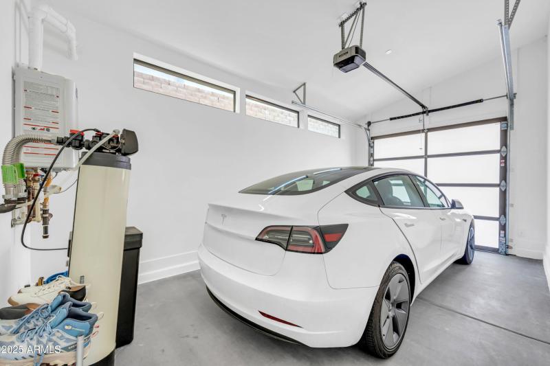 14315 E Harmony Ln-56