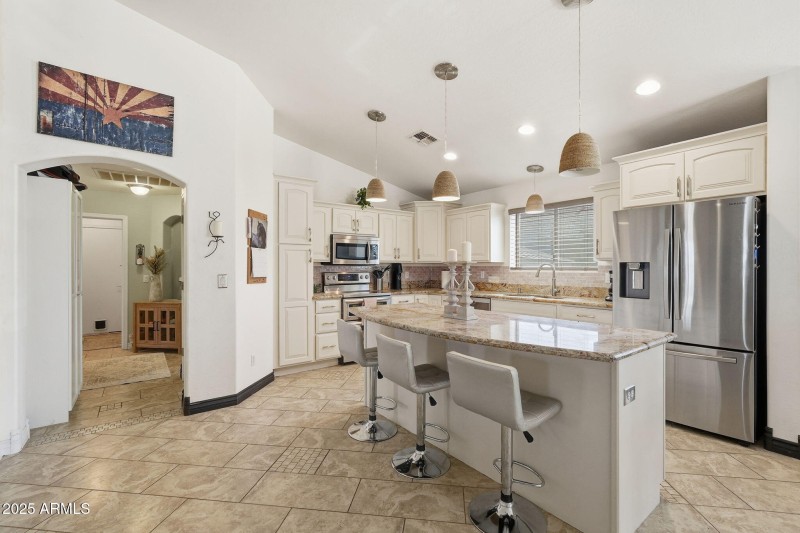 6028 S CONNIE LN, Gilbert, AZ