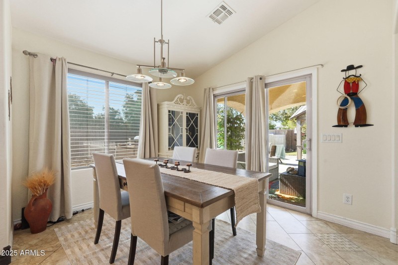 6028 S CONNIE LN, Gilbert, AZ