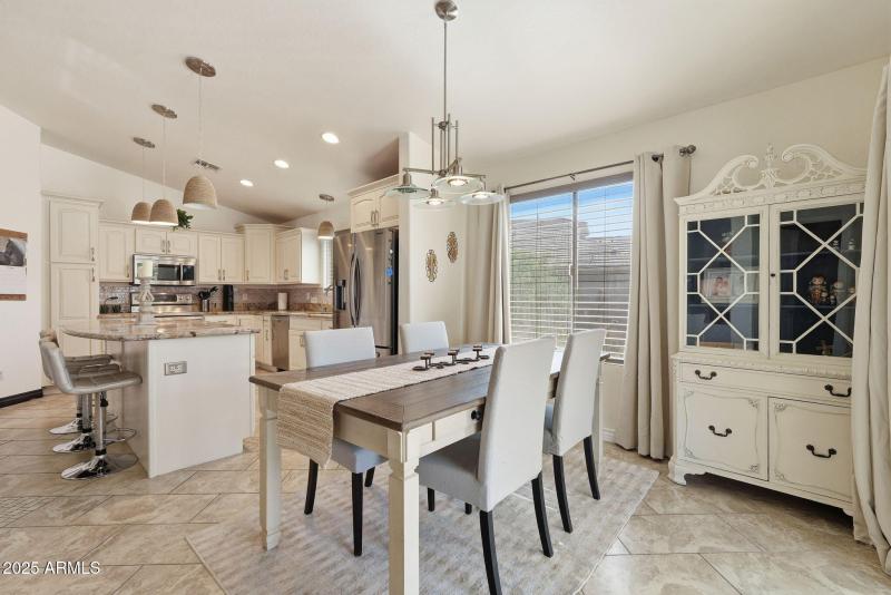 6028 S CONNIE LN, Gilbert, AZ