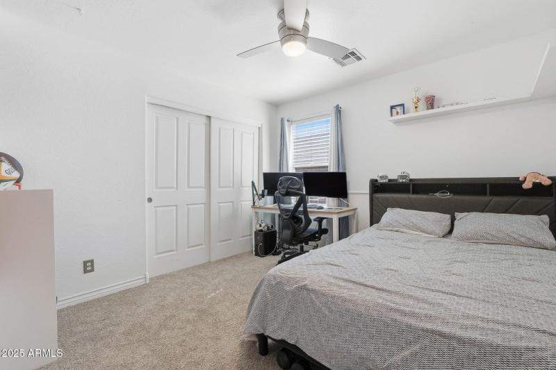 6028 S CONNIE LN, Gilbert, AZ