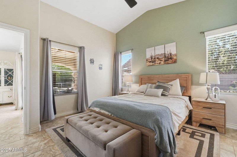 6028 S CONNIE LN, Gilbert, AZ