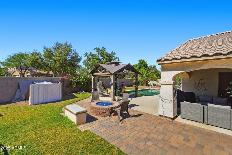 6028 S CONNIE LN, Gilbert, AZ