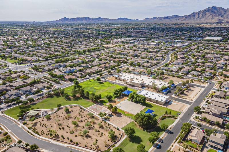 6028 S CONNIE LN, Gilbert, AZ