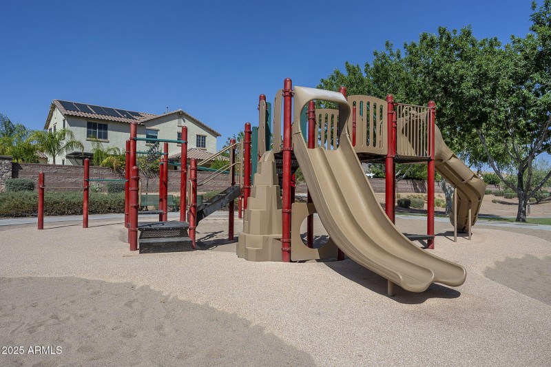 6028 S CONNIE LN, Gilbert, AZ