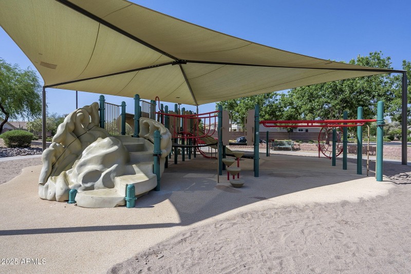 6028 S CONNIE LN, Gilbert, AZ