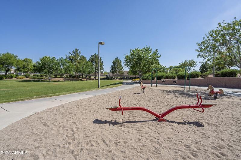 6028 S CONNIE LN, Gilbert, AZ