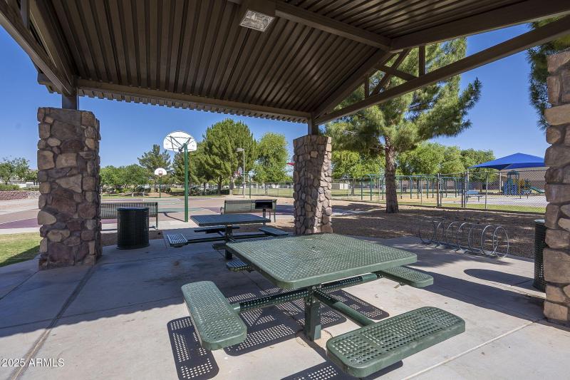 6028 S CONNIE LN, Gilbert, AZ