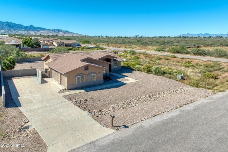 062008-4228 South Morning Glory Court