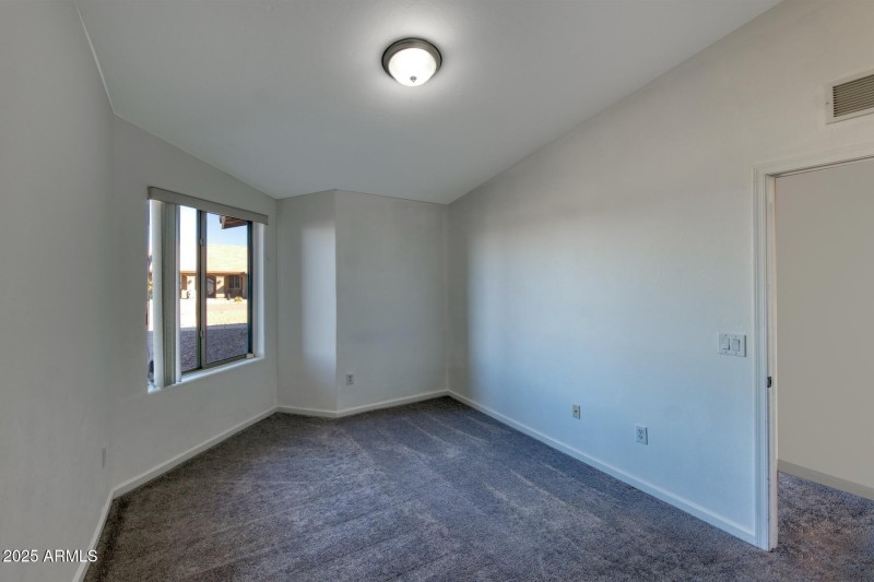 082163-4228 South Morning Glory Court