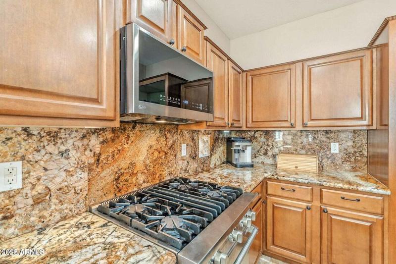 20250825204705653233000000-o