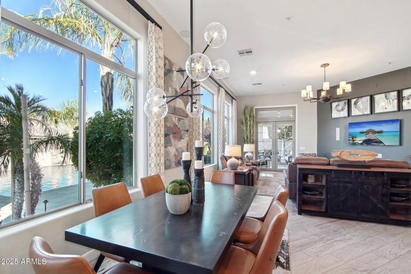 13-web-or-mls-W Molly Ln-S2910-013