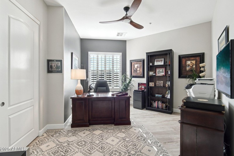 20-web-or-mls-W Molly Ln-S2910-020