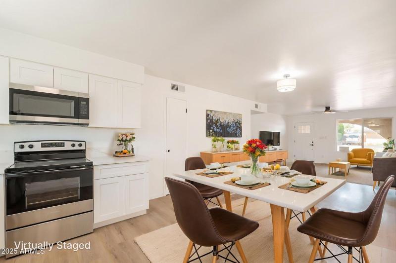 Welcome home! Virtually staged