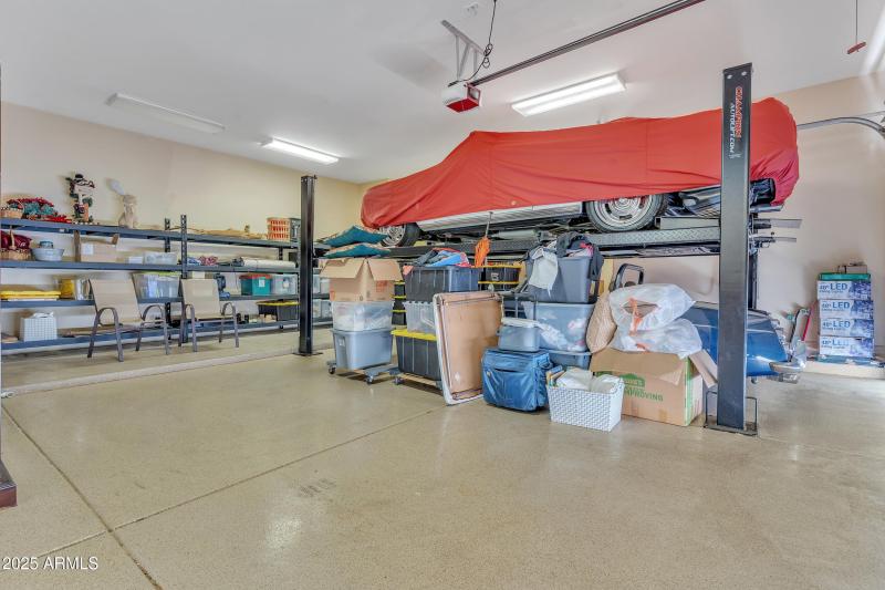 3 Car Garage