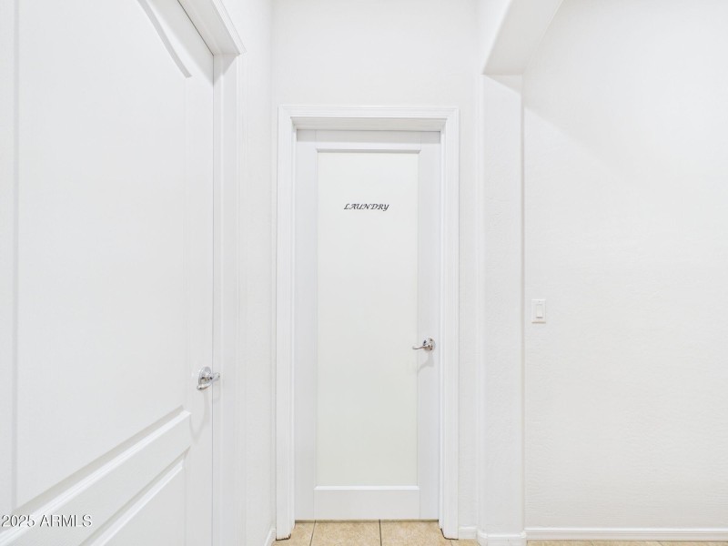 45-web-or-mls-CAM03379G0-PR0162-STILL004