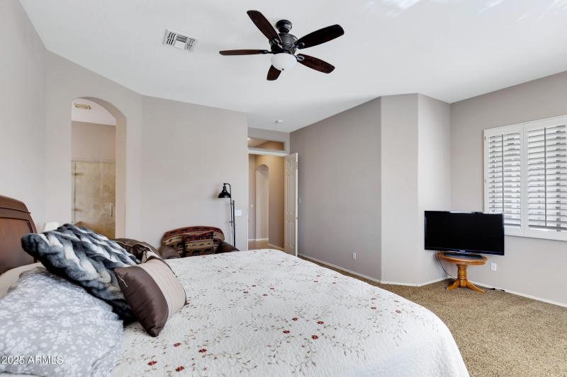 9831 E Lompoc Ave-23