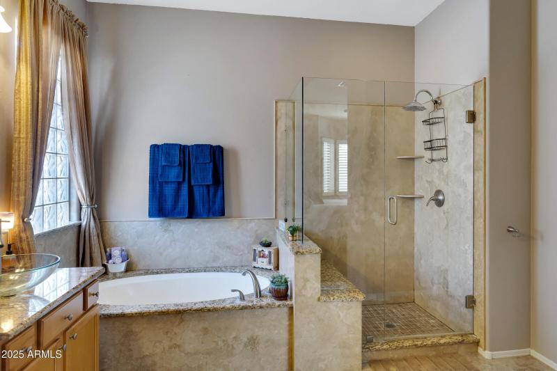 9831 E Lompoc Ave-25