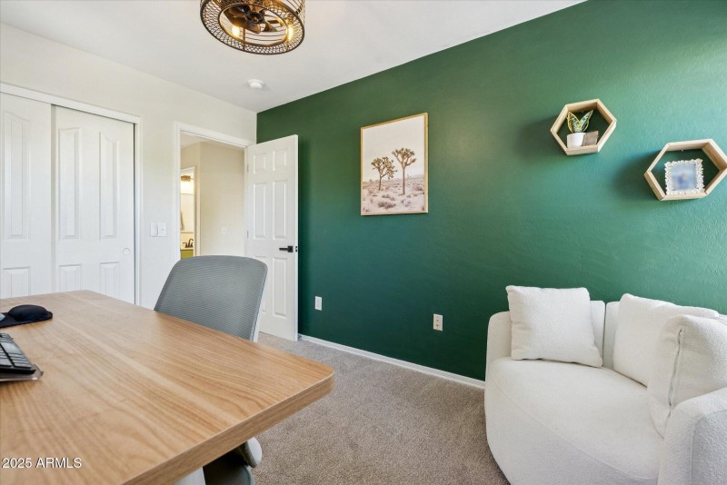 Guest Bedroom #1/Office Space