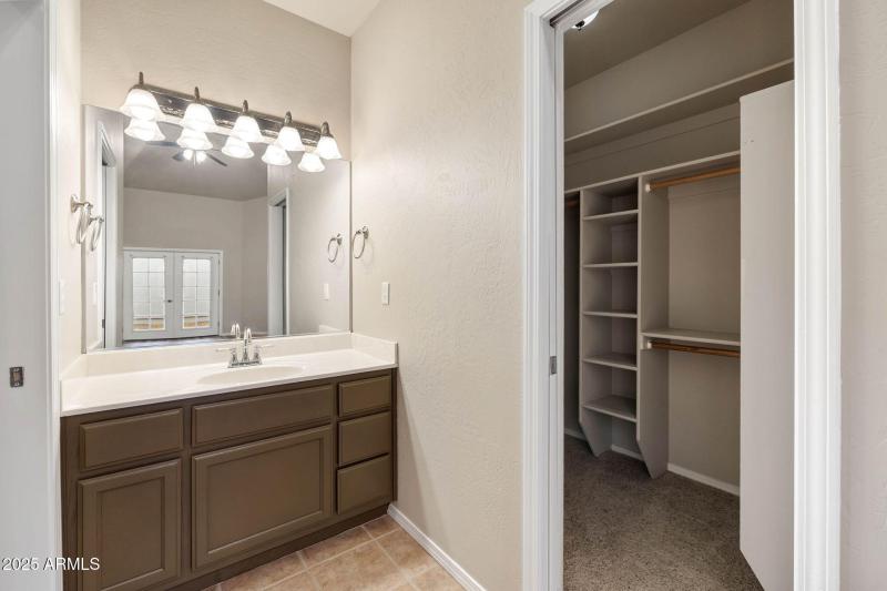 26-Primary Bathroom (1)