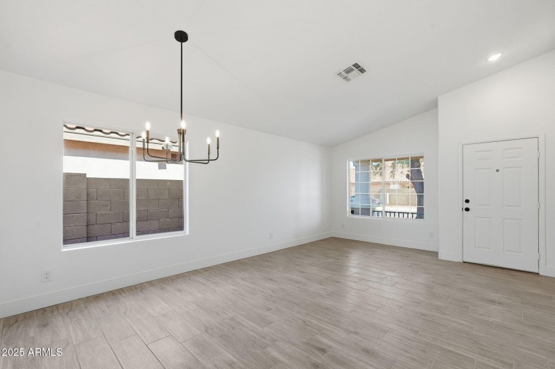 14-web-or-mls-014_ListerPros