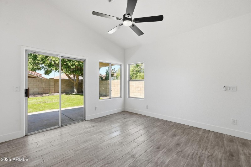 17-web-or-mls-017_ListerPros