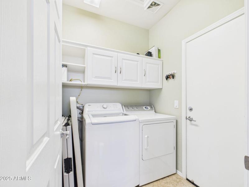 10-web-or-mls-CAM03379G0-PR0161-STILL010