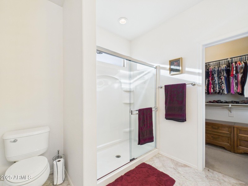 18-web-or-mls-CAM03379G0-PR0161-STILL018