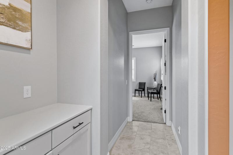 20947 W Mariposa St-35