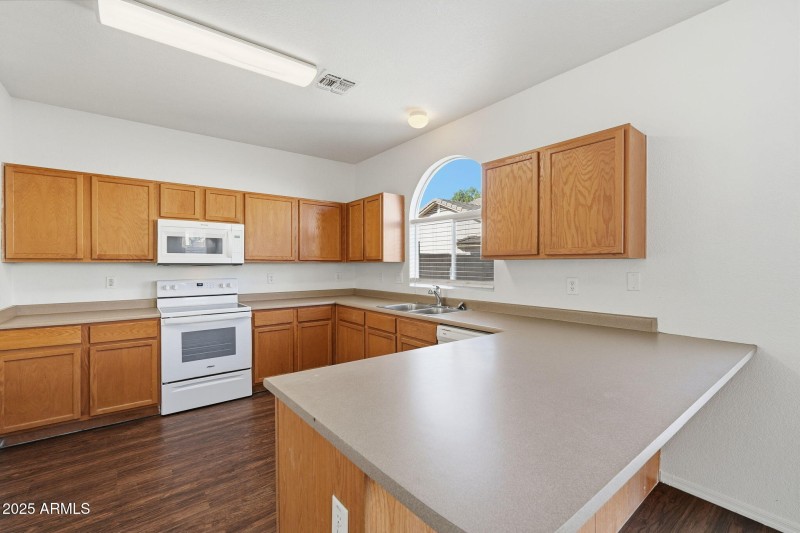 14-web-or-mls-ListerPros_014