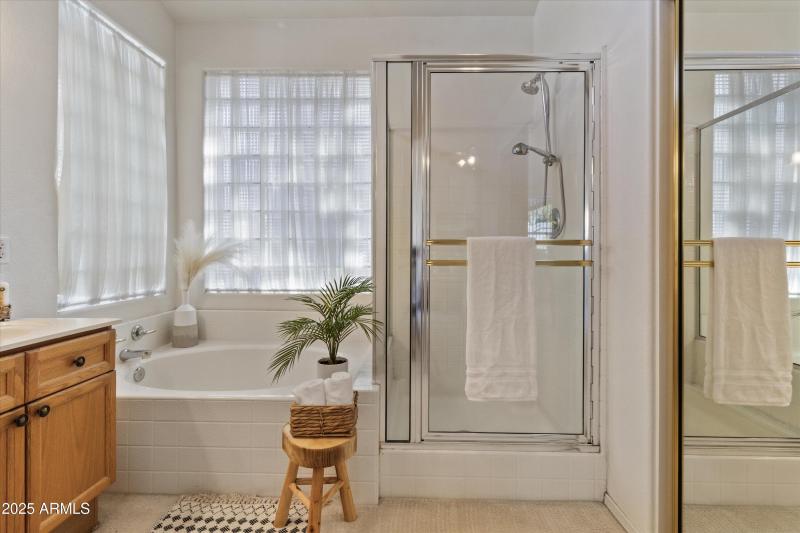 Separate Tub & Shower