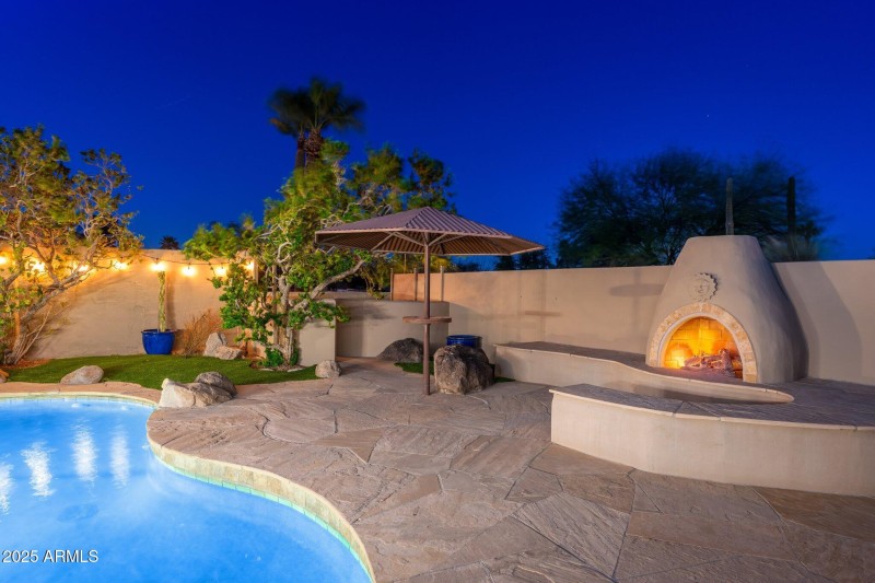 2712 E Mountain View Rd - 59